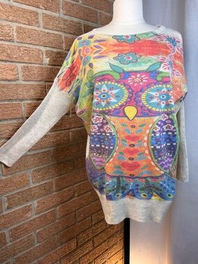 Owl print lightweight sweater knit pullover - Small